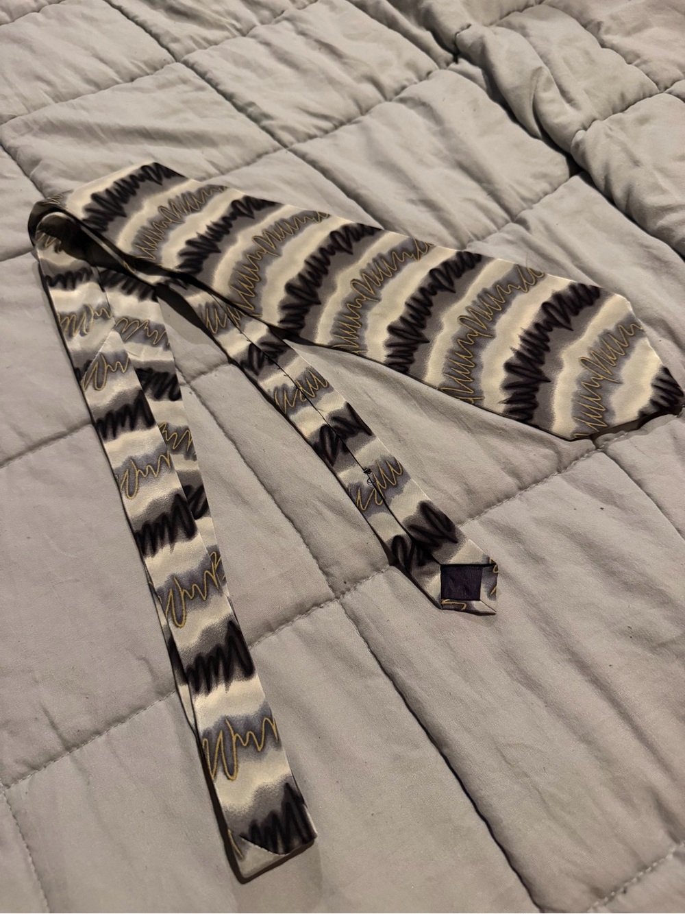 J. Garcia Cream, Black and Gold Wave-Pattern Silk Tie